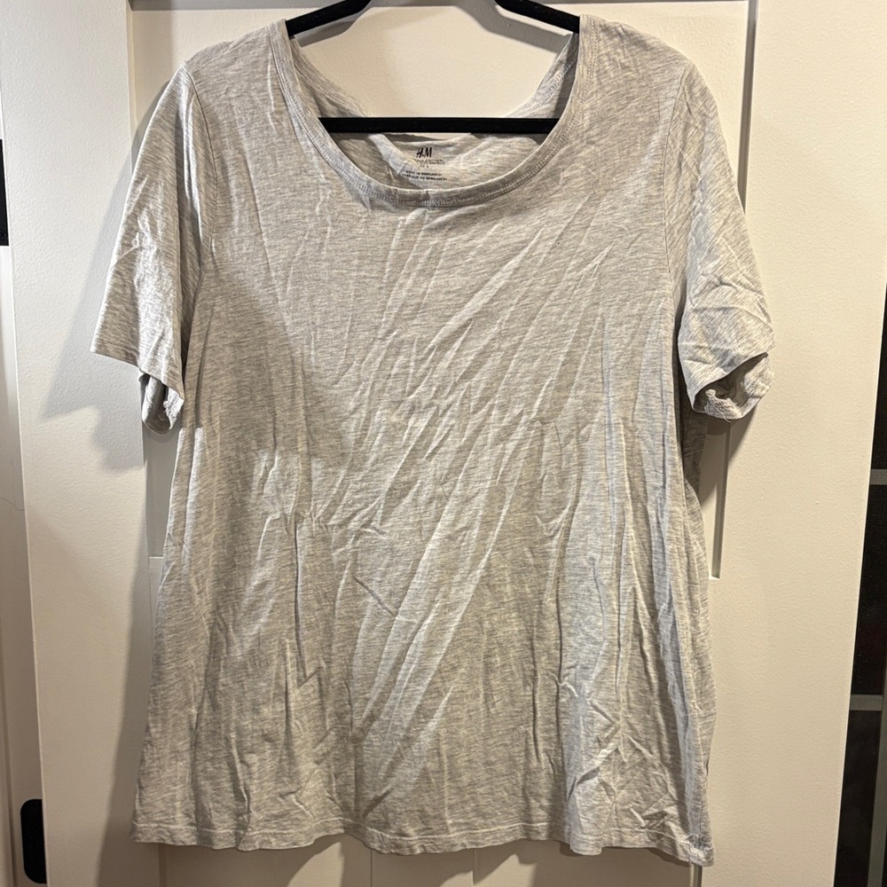 H&M Light Gray Short Sleeve Tee